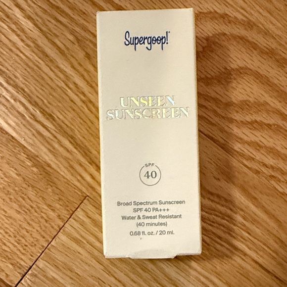 New in Box Supergoop! Unseen Sunscreen SPF 40 - Cream Packaging - Picture 1 of 6